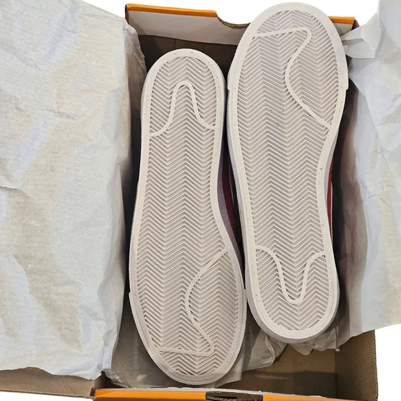 NIB - Nike Blazer Low 77 Suede Sneakers - Men 8 Women 9.5 - Picture 10 of 15